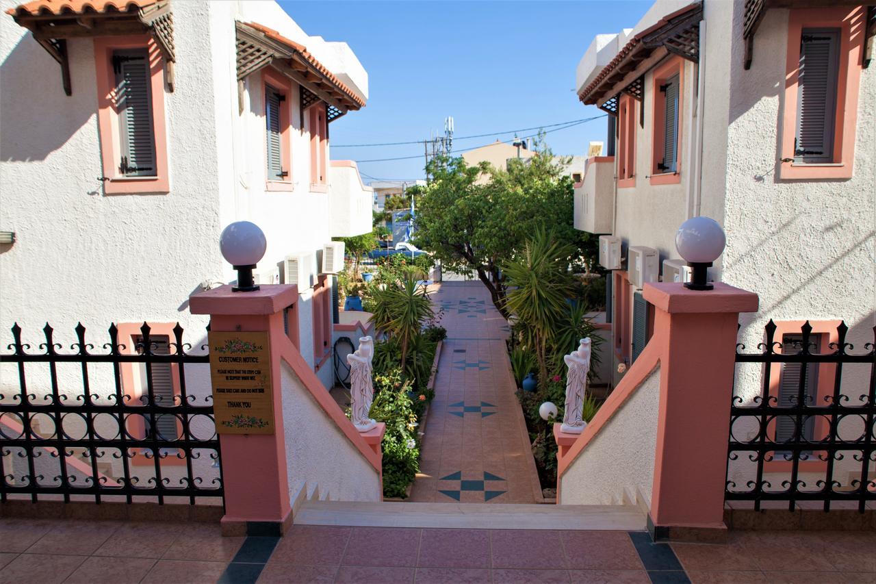 Palmira Apartments Makrýgialos Eksteriør billede
