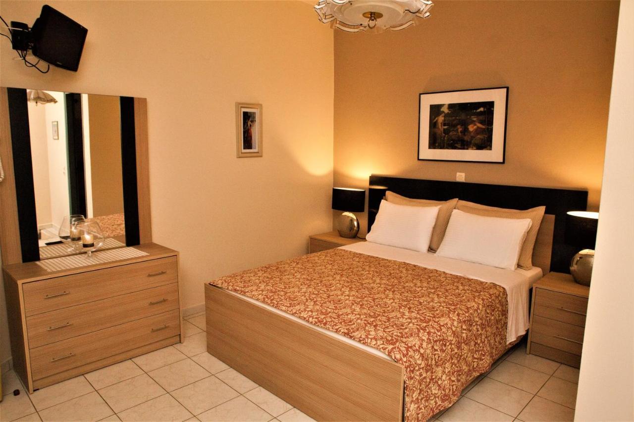 Palmira Apartments Makrýgialos Eksteriør billede